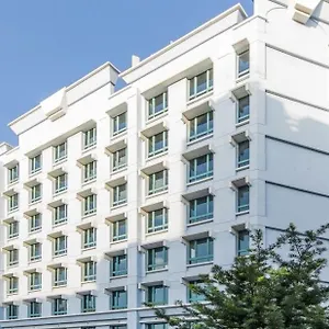 81 Orchid Hotel Singapore